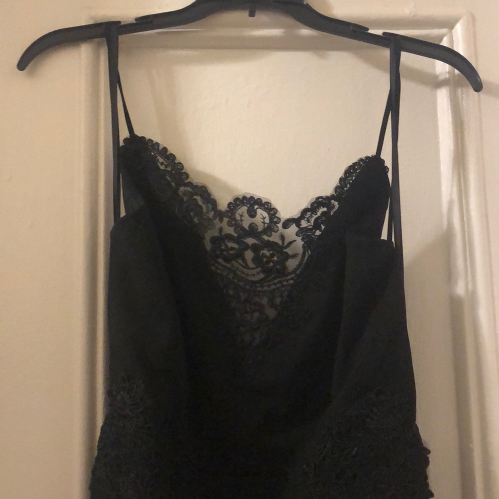 🍾 floor length black lace backless dress !! - Picture 5 of 8